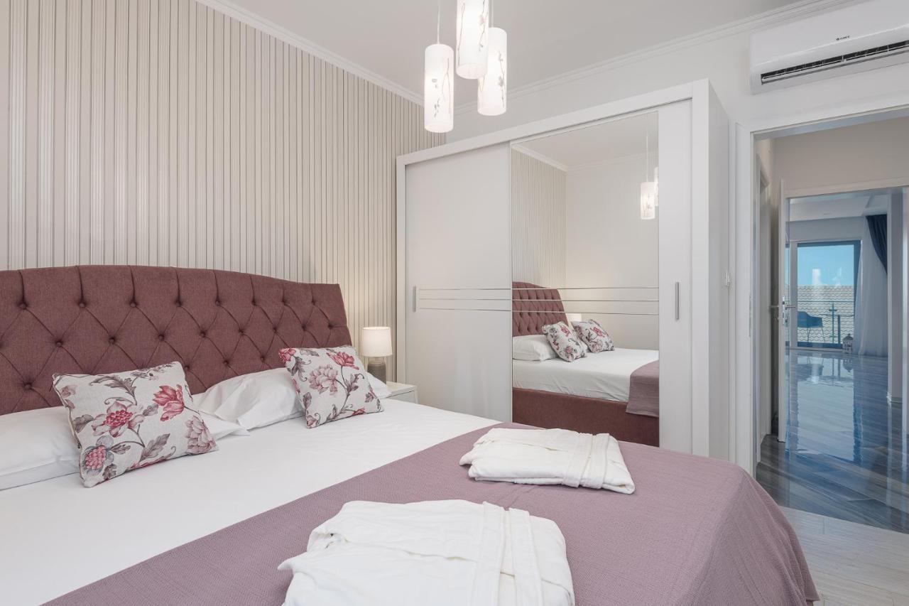 Apartments Cosmopolit ซัฟทัท ภายนอก รูปภาพ